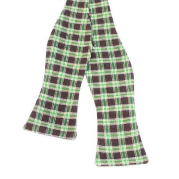 ZB Savoy Green & Black Plaid Bow Tie - Picture 2 of 8